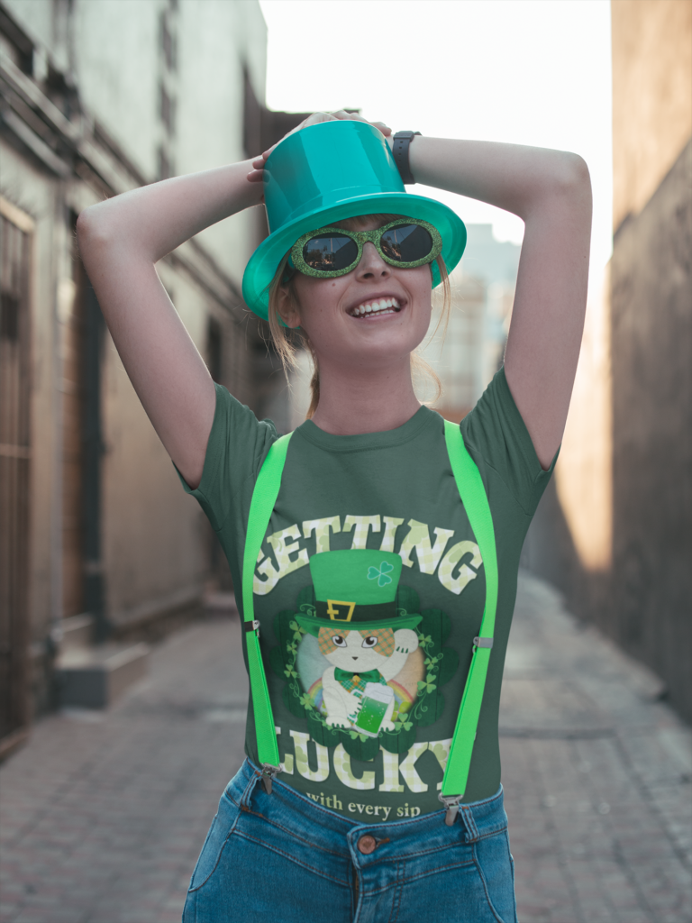 Jolly Ginger Tabby Irish Cheer T-Shirt